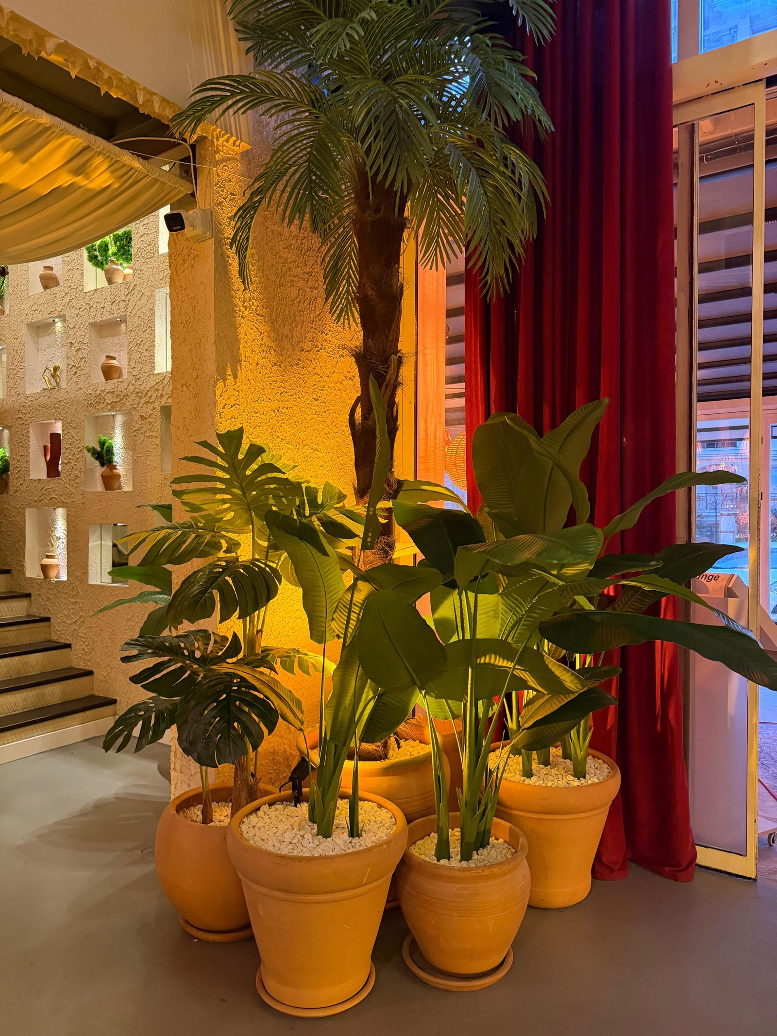 Zala Lounge — frame 3